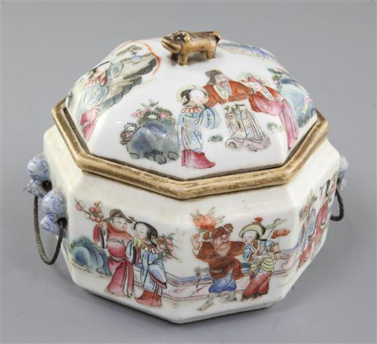 A Chinese famille rose octagonal food warming vessel, liner and cover, Tongzhi mark and of the period, width 16.5cm